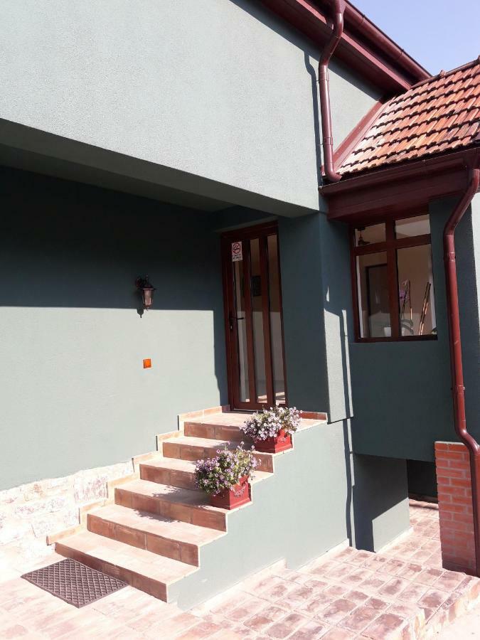Oravitza Inn Oravita Exterior foto
